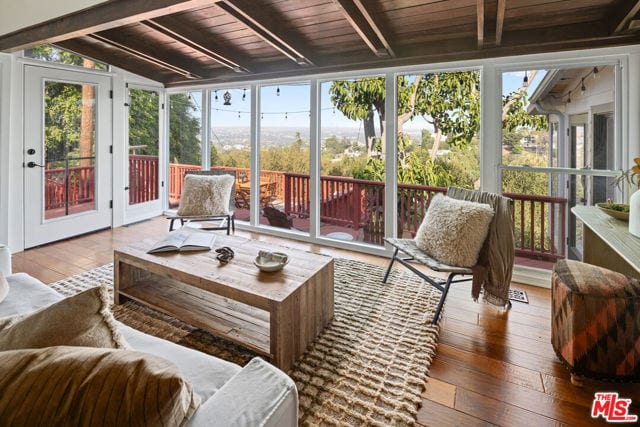 3750 Alta Mesa Drive, Studio City, CA 91604