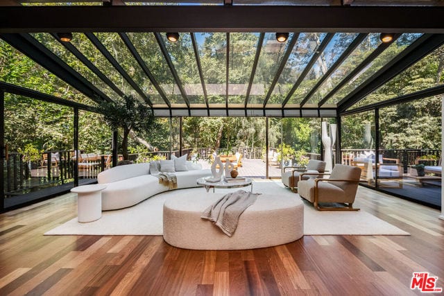 681 Brooktree Road, Santa Monica, CA 90402
