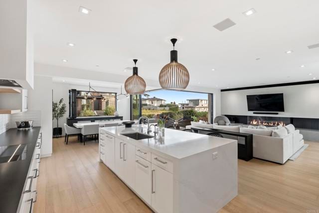 216 Ocean St., Solana Beach, CA 92075