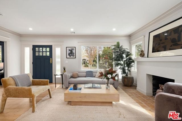 1337 North Orange Grove Avenue, West Hollywood, CA 90046