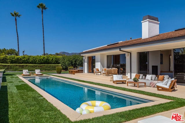6419 Merritt Drive