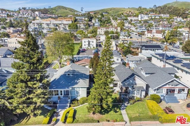 1053 East Santa Clara Street, Ventura, CA 93001