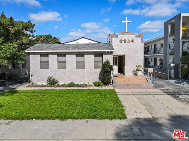 317 West Palmer Avenue, Glendale, CA 91204