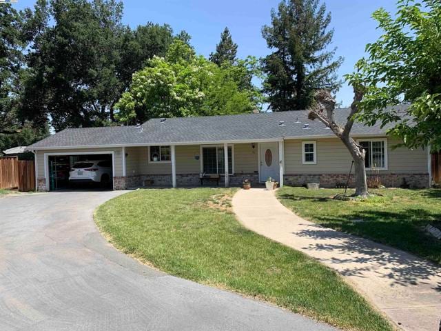 72 Orchard Ct