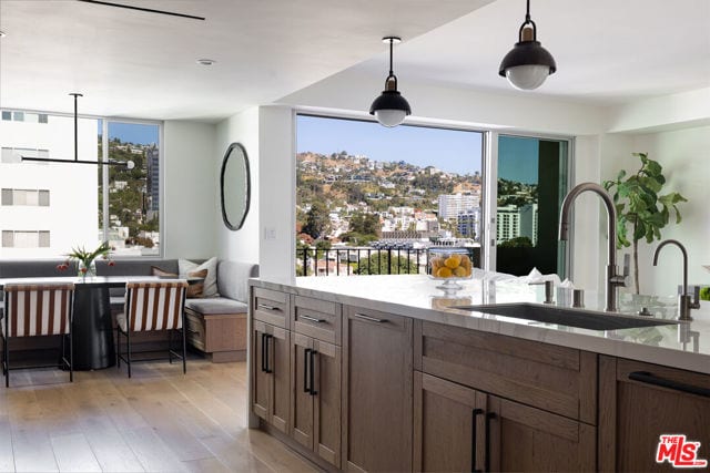 818 North Doheny Drive, 1001, West Hollywood, CA 90069