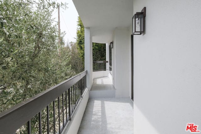 9033 Vista Grande Street, 3, West Hollywood, CA 90069