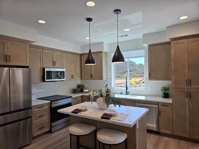 2607 Radiant Glen, Escondido, CA 92026