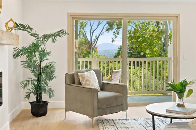 1976 Fairlee Drive, Encinitas, CA 92024