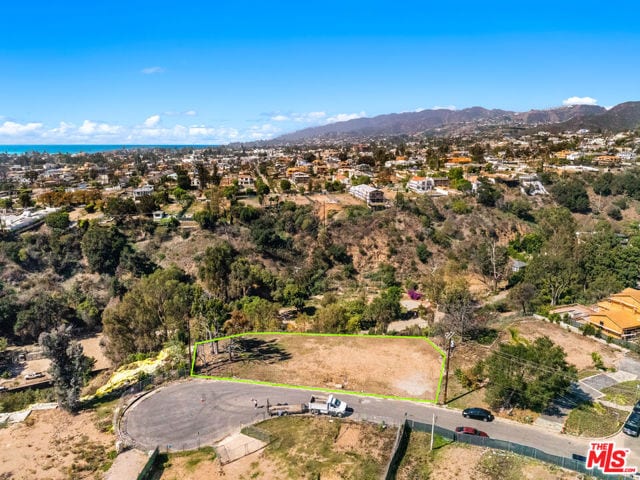 1005 Villa Grove Drive, Pacific Palisades, CA 90272