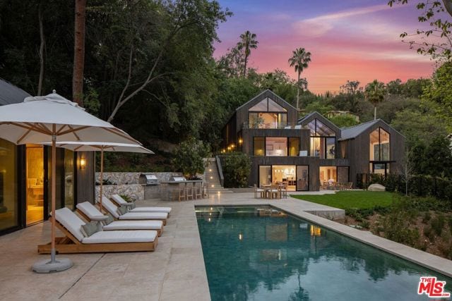12309 Viewcrest Road, Studio City, CA 91604