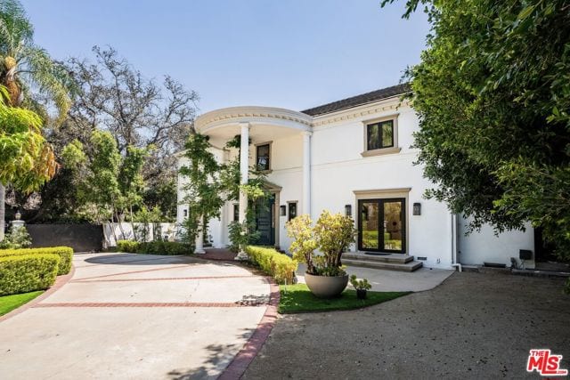 701 Trenton Drive, Beverly Hills, CA 90210