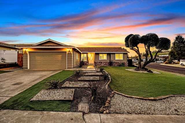 3600 Brookdale Cir
