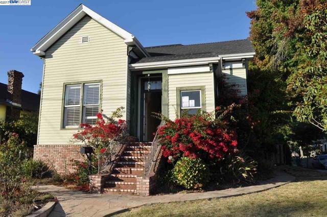 2919 Encinal Ave