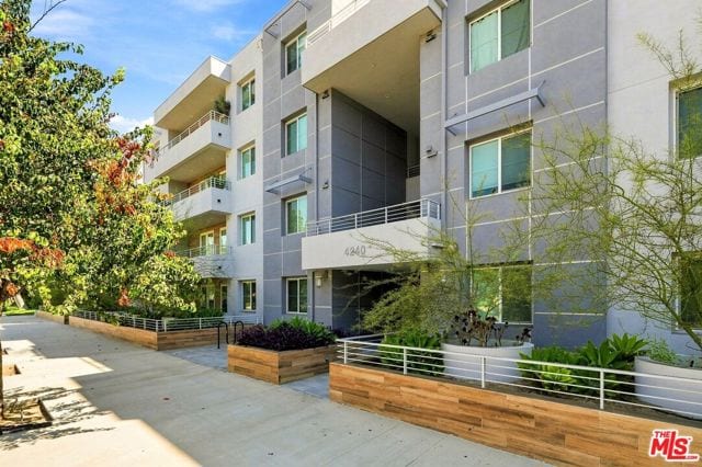 4240 Laurel Canyon Boulevard, 305, Studio City, CA 91604