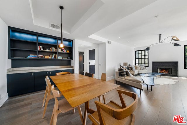960 North Doheny Drive, 301, West Hollywood, CA 90069