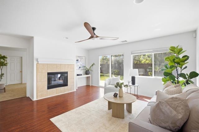 1009 Longfellow Court, Oceanside, CA 92057