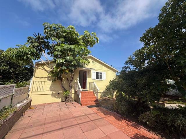 534 Ocean View Avenue, Encinitas, CA 92024