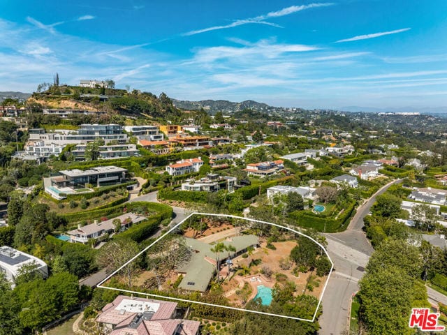 1601 Capri Drive, Pacific Palisades, CA 90272