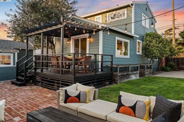 3286 Encinal Ave