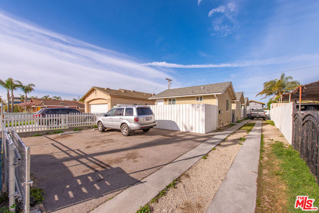 117 South Hayes Avenue, Oxnard, CA 93030