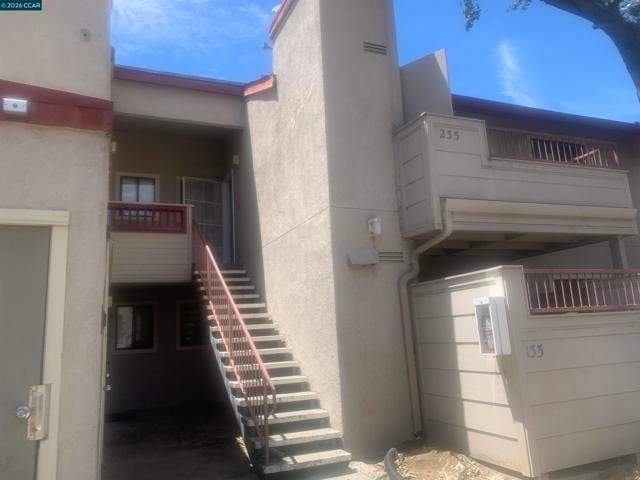 7 Lancaster Cir