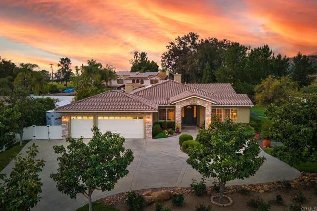 2136 DELAND CT