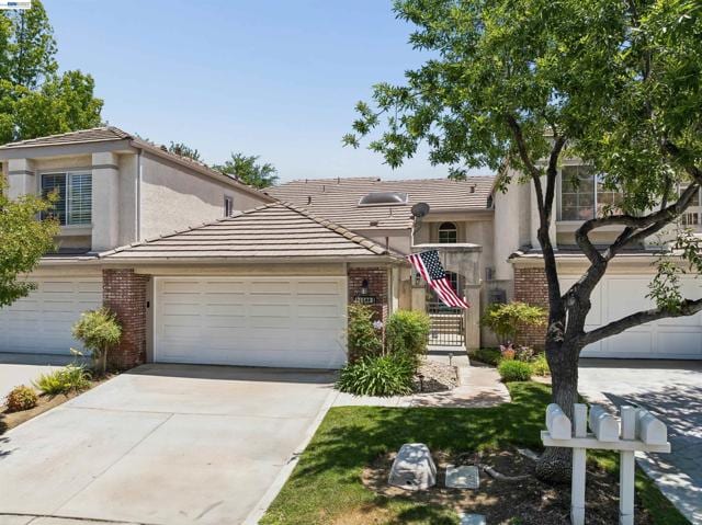 24448 Hampton Dr, B, Santa Clarita, CA 91355