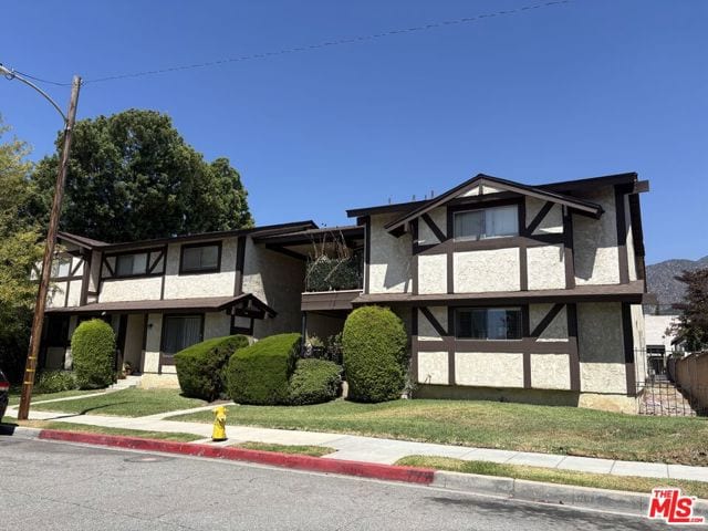 425 Linwood Avenue, Monrovia, CA 91016