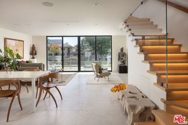 1370 Plaza De Sonadores, Santa Barbara, CA 93108