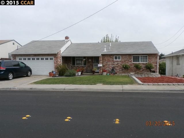 2001 BIGLOW DR