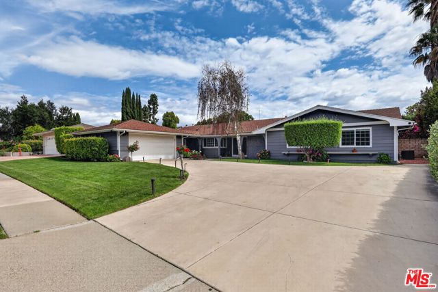 212 East Avenida De Los Arboles, Thousand Oaks, CA 91360