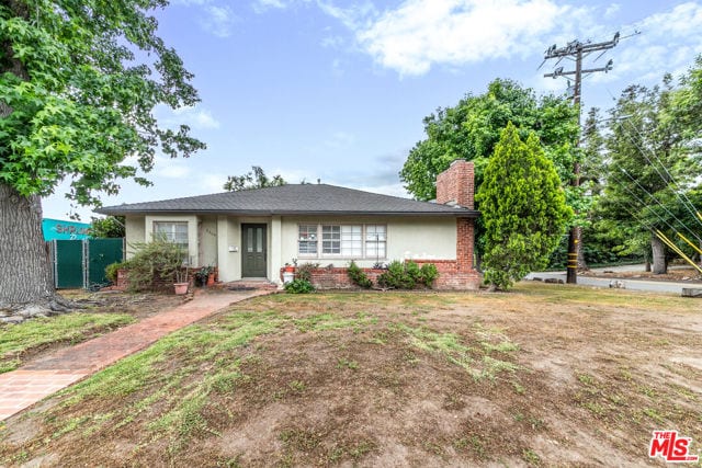 2208 New York Drive