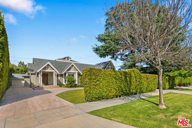 512 North Linden Drive, Beverly Hills, CA 90210