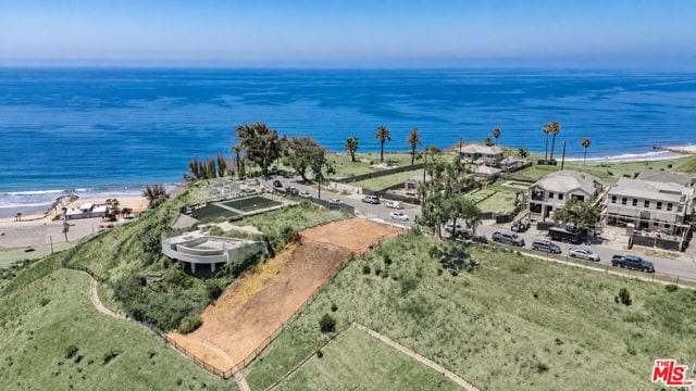 15215 Friends Street, Pacific Palisades, CA 90272