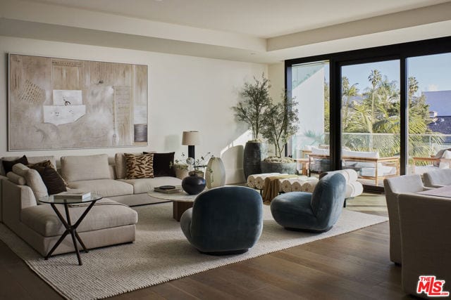 8420 West Sunset Boulevard, 505, West Hollywood, CA 90069