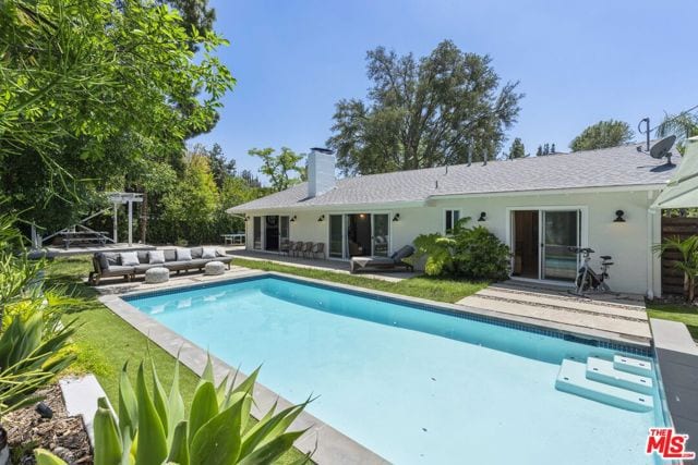 23023 Gainford Street, Woodland Hills, CA 91364