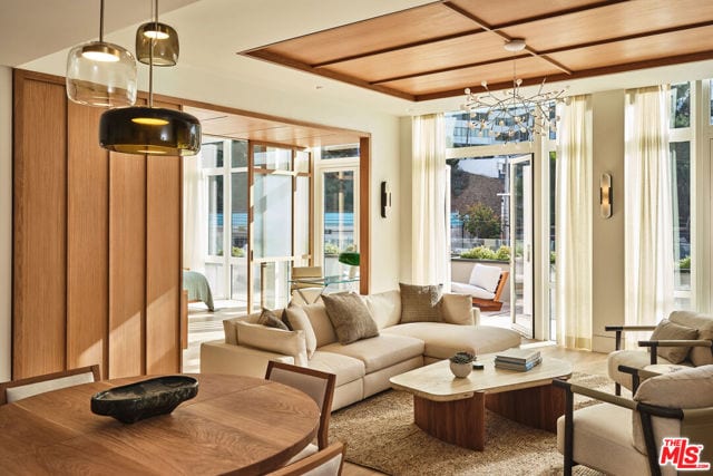 17351 West Sunset Boulevard, 3C, Pacific Palisades, CA 90272