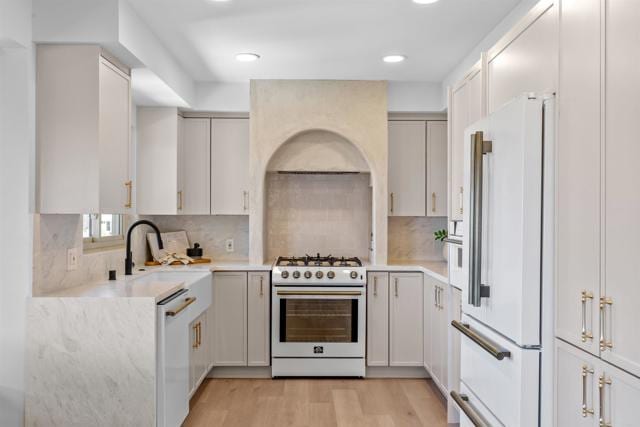 5740 Daffodil Lane, San Diego, CA 92120