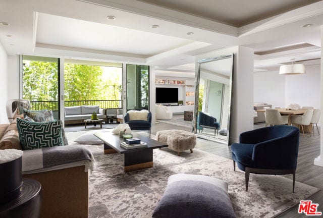 1100 Alta Loma Road, 504, West Hollywood, CA 90069
