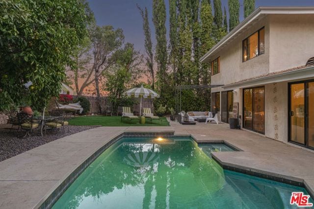 4709 Dunman Avenue, Woodland Hills, CA 91364