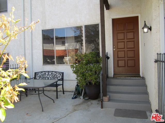 5275 Colodny Drive