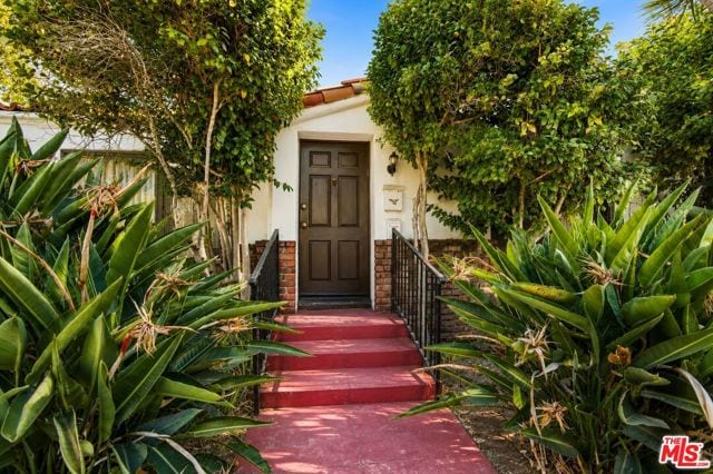 513 North Rexford Drive, Beverly Hills, CA 90210