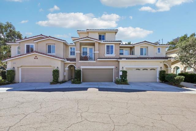 6977 Brass Pl, Carlsbad, CA 92009