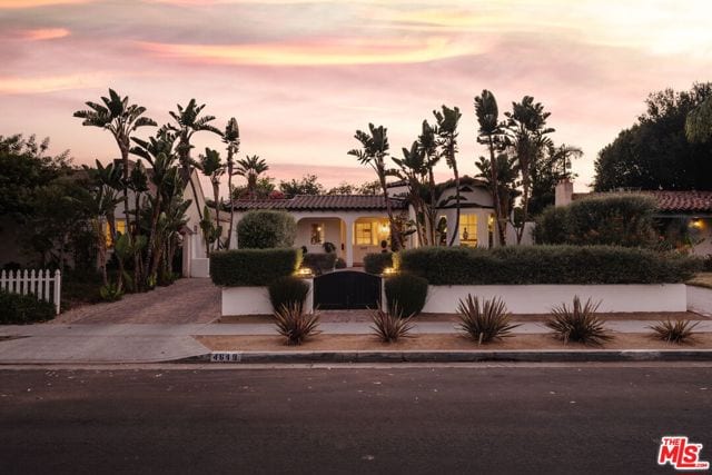 4649 Cartwright Avenue, Toluca Lake, CA 91602