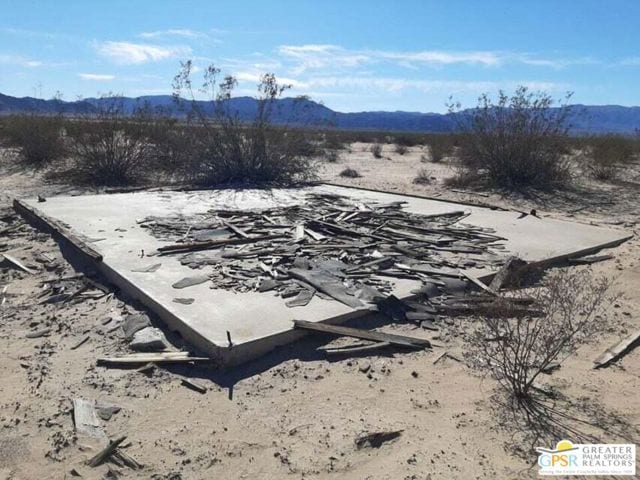 85151 Twentynine Palms Highway