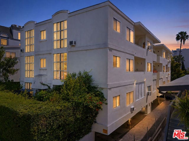 1214 North Clark Street, West Hollywood, CA 90069