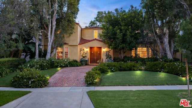 607 North Linden Drive, Beverly Hills, CA 90210