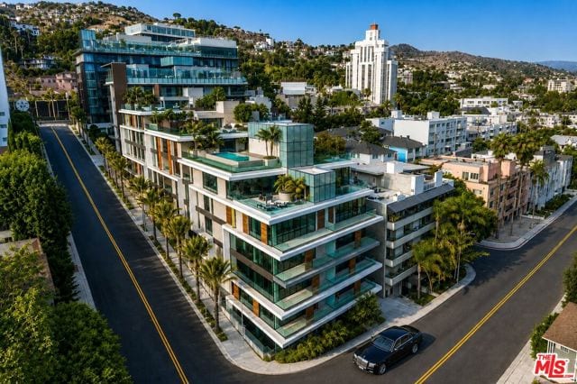 8420 West Sunset Boulevard, 107, West Hollywood, CA 90069