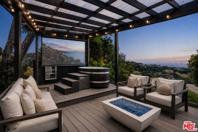 1438 Davies Drive