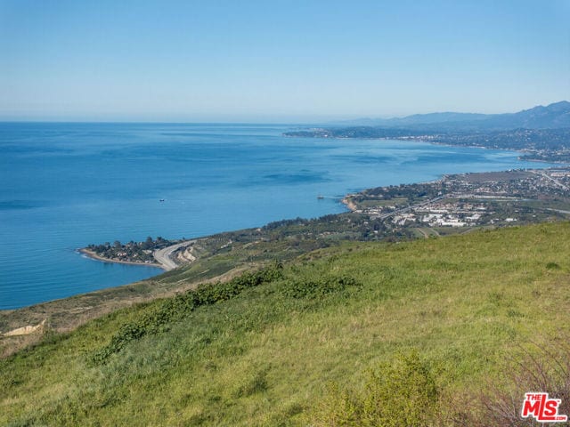 8560 Ocean View Road, Ventura, CA 93001